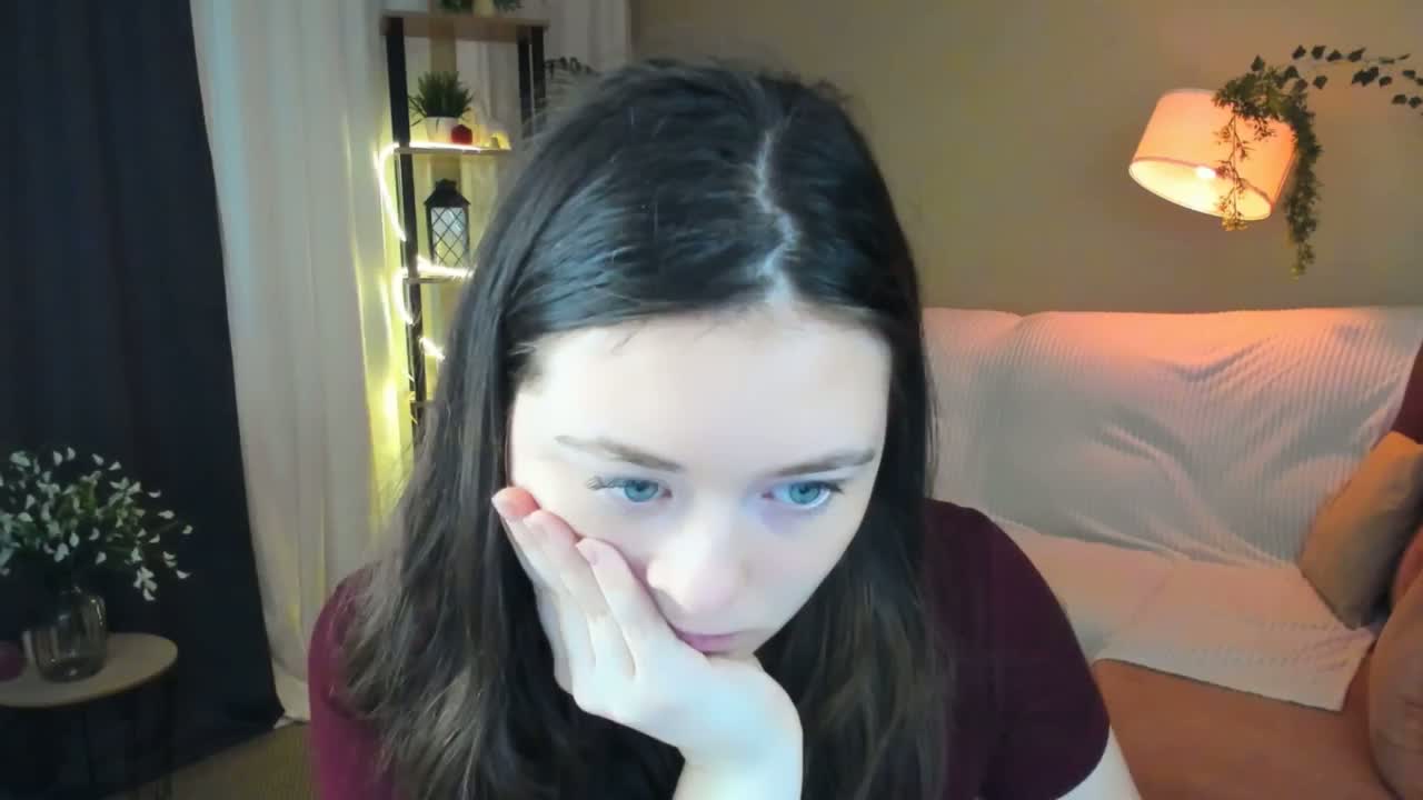 AlluringLookk Adult Chat October 4, 2026