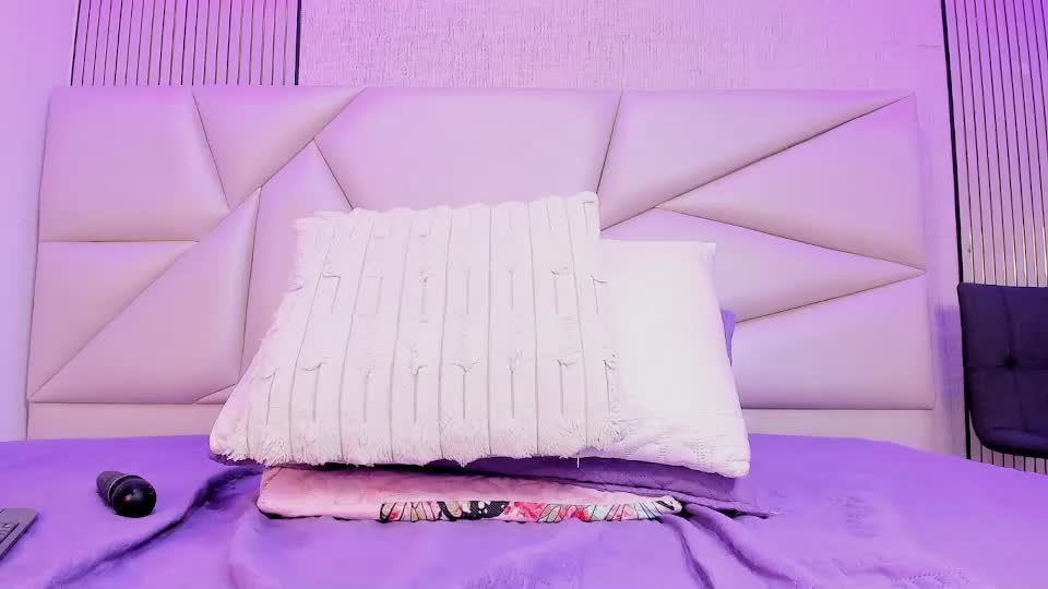 bellaa_monroe Adult Chat October 4, 2026