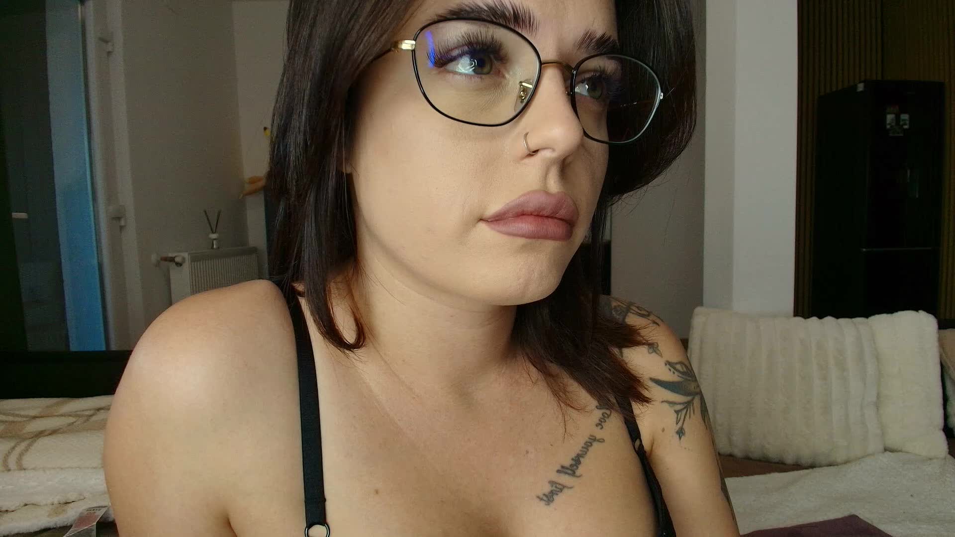 perfect-moans Adult Chat October 4, 2026