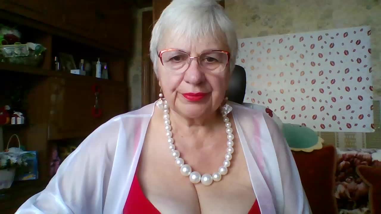 SweetCherry00 Adult Chat October 4, 2026