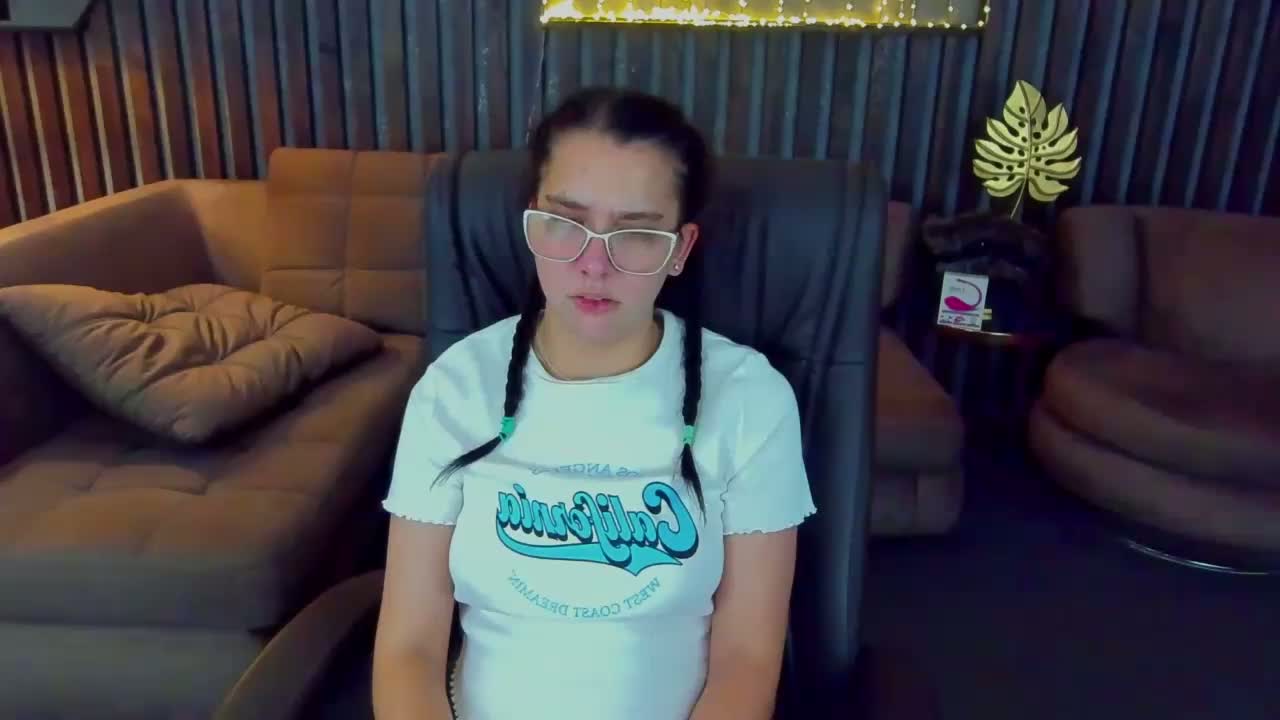 Livia-Shy Adult Chat October 4, 2026