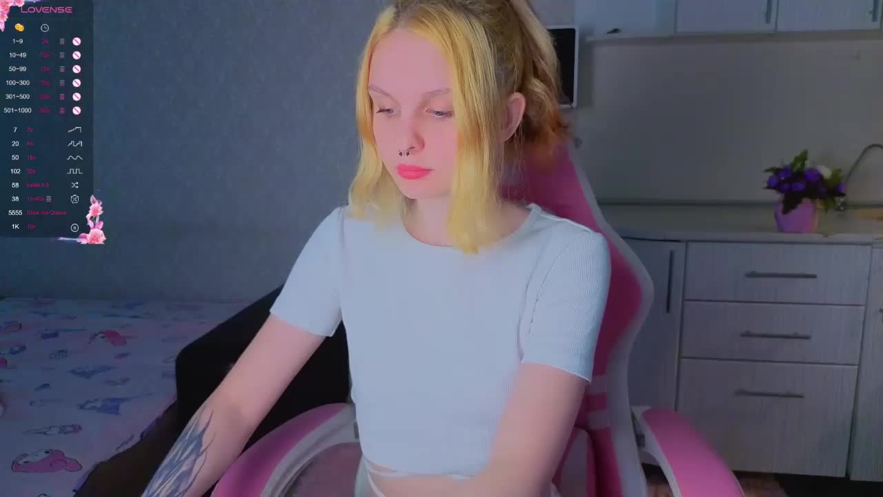 TinyDoll Adult Chat October 4, 2026