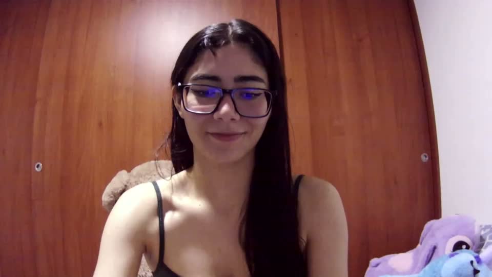 annie_noire18 Adult Chat October 4, 2026