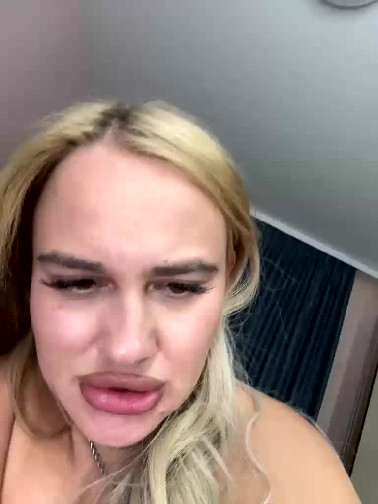 Sweetgirl31111 Adult Chat October 4, 2026