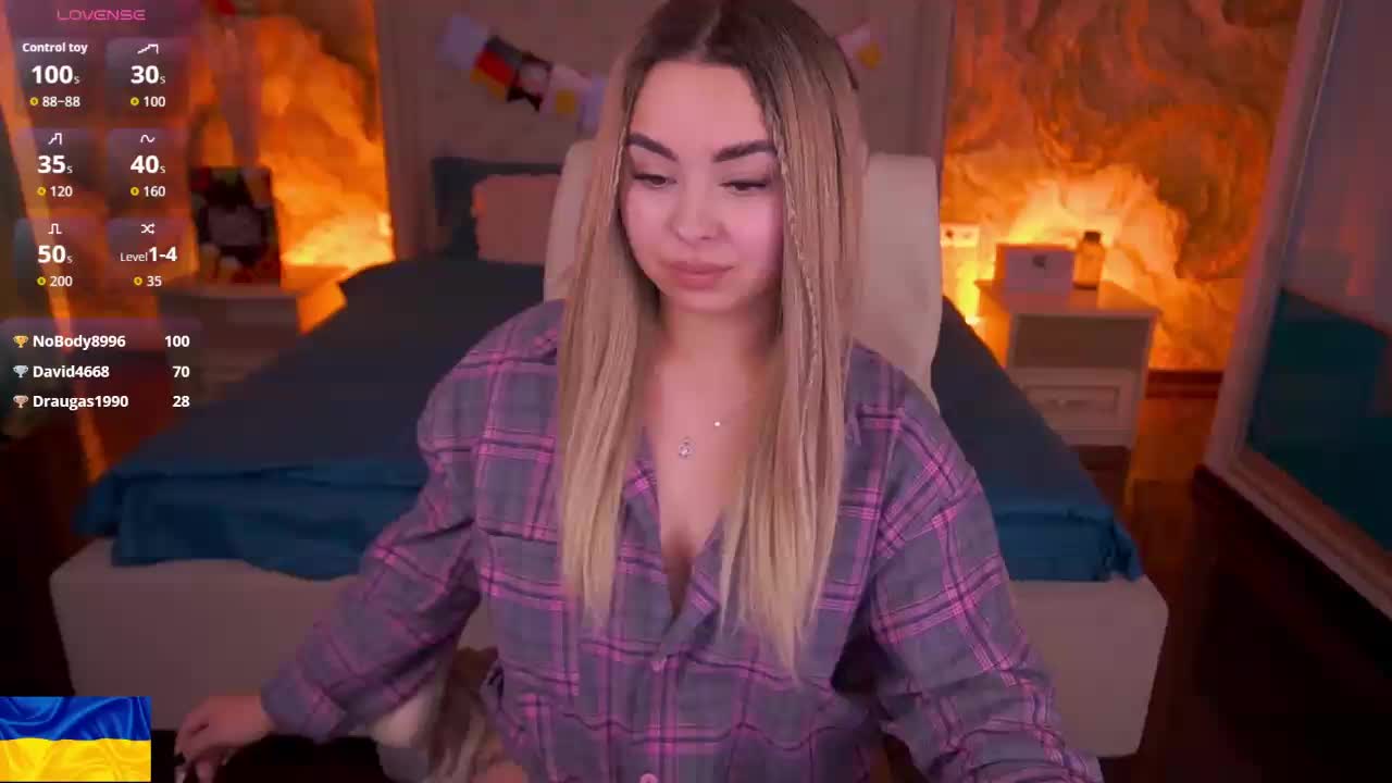 SusieWood Adult Chat October 4, 2026