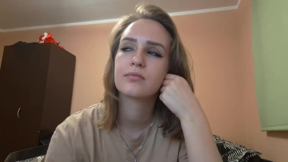 leonieporritt Adult Chat October 4, 2026