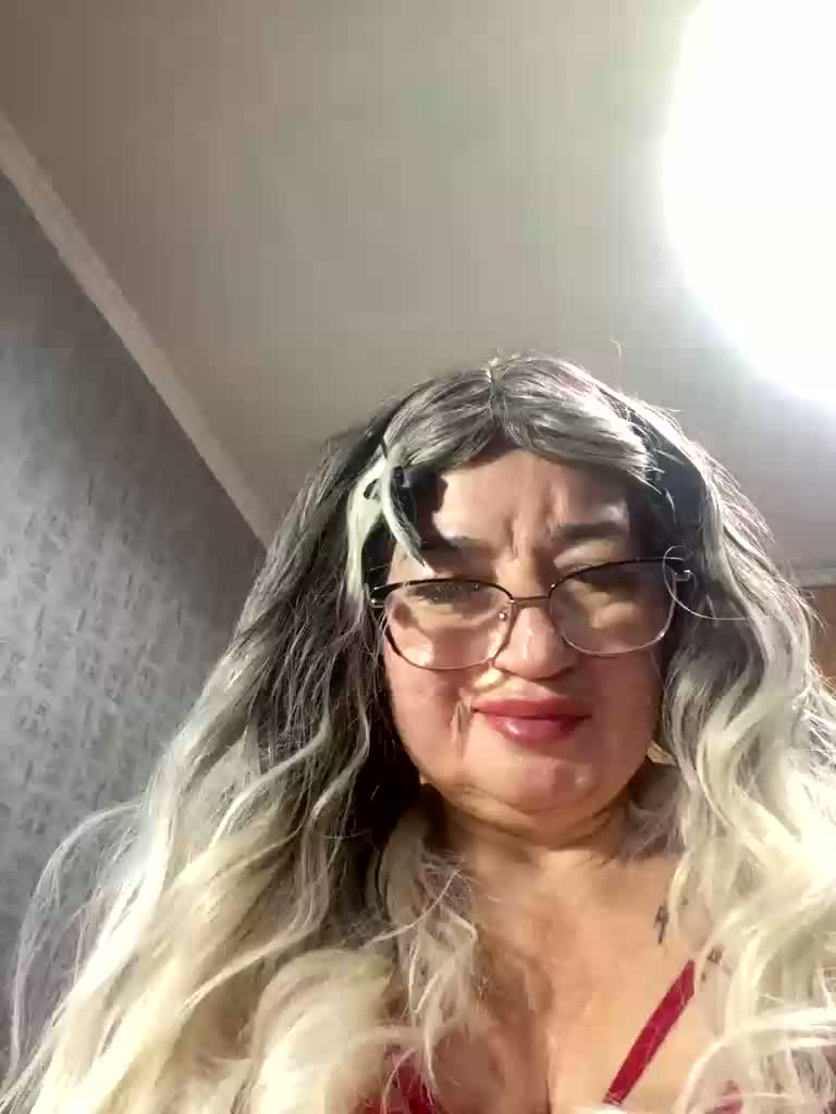 MissTemperament Adult Chat October 4, 2026