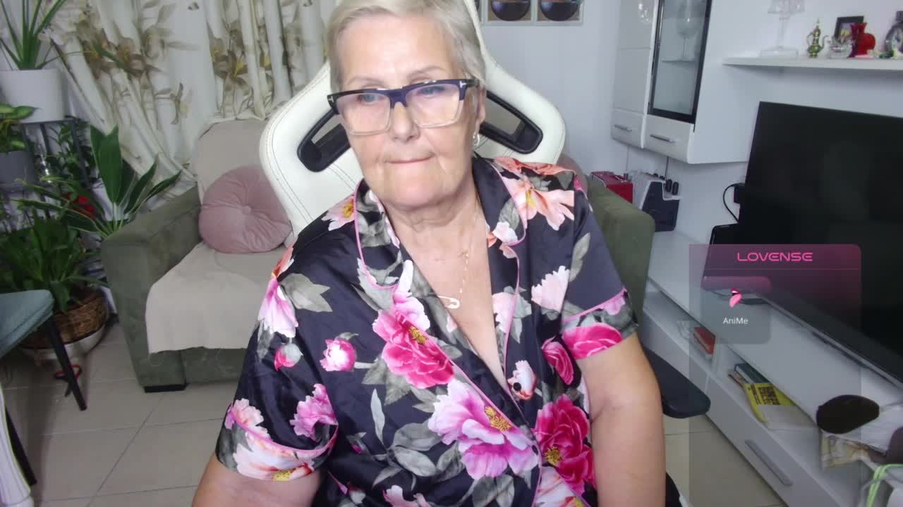 Selenna65 Adult Chat October 5, 2026