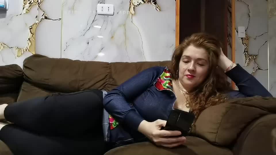 sararedsararedd Adult Chat October 5, 2026
