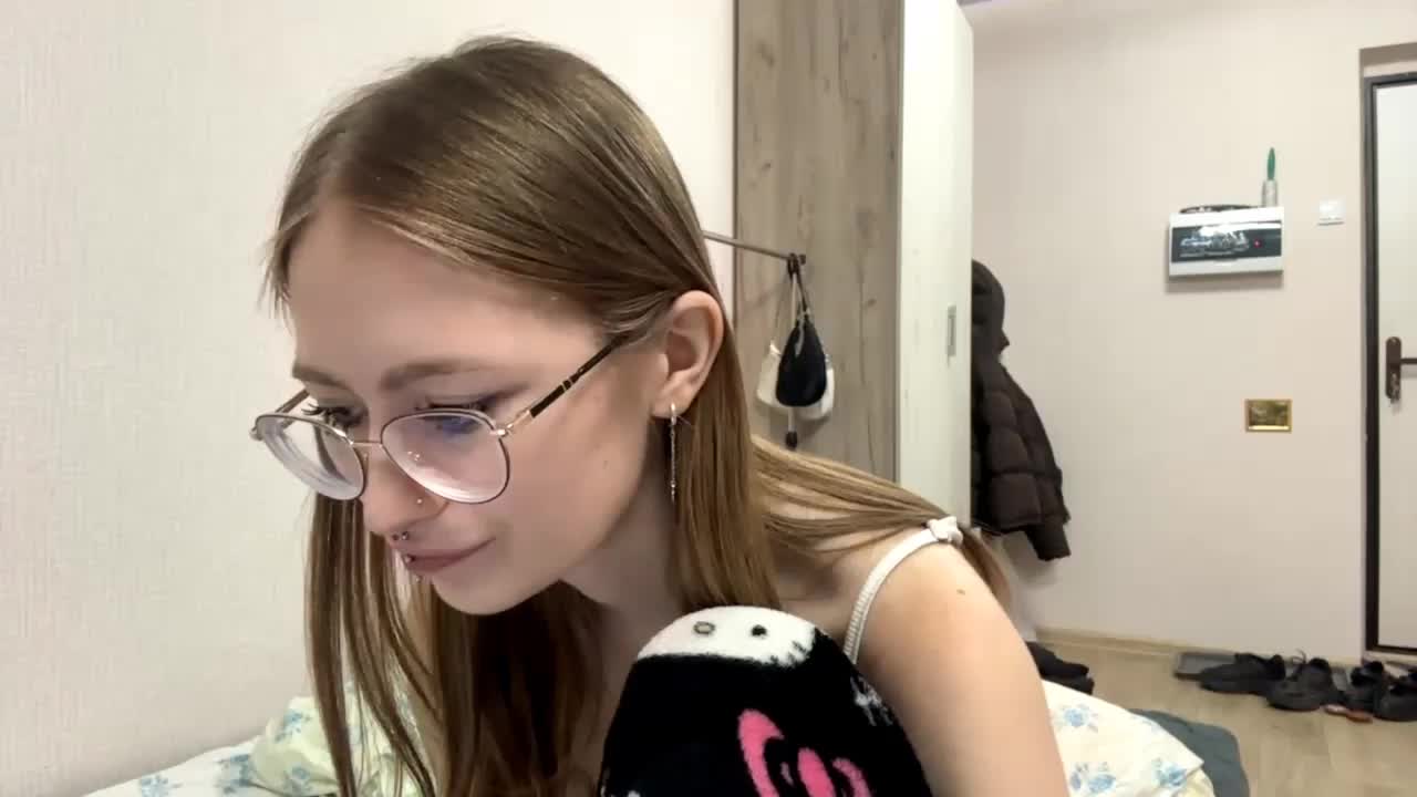 VelvetCash Adult Chat October 6, 2026