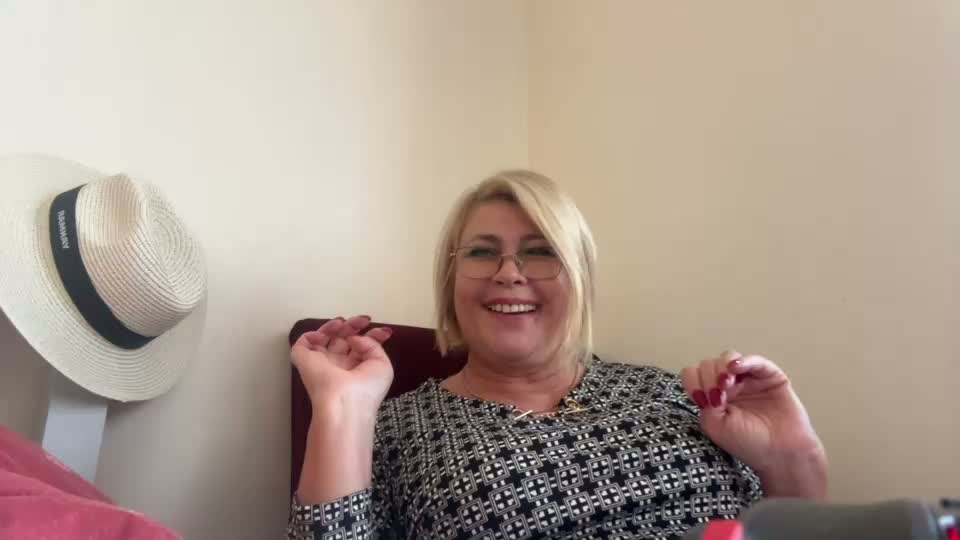 ninalush_ Adult Chat October 6, 2026