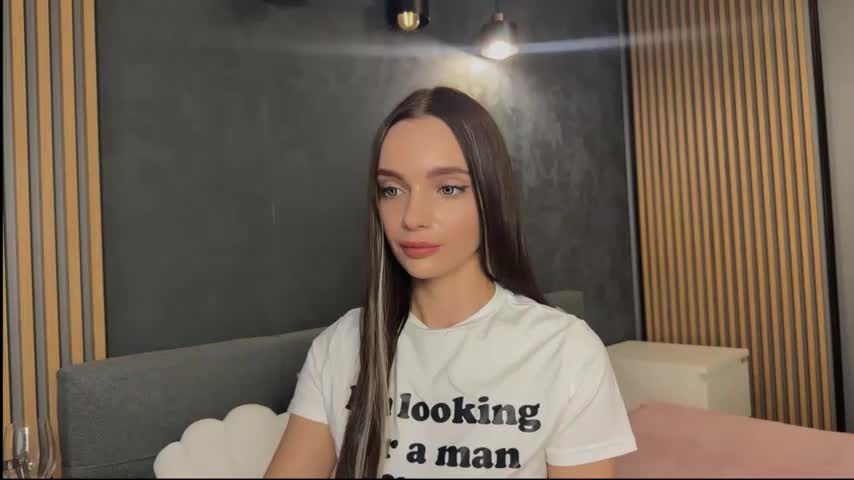 litlle_angelll Adult Chat October 6, 2026