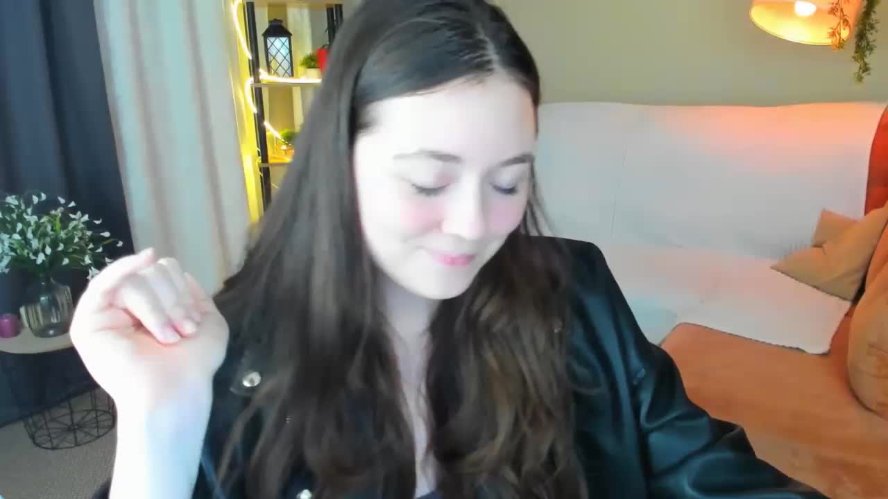 AlluringLookk Adult Chat October 6, 2026