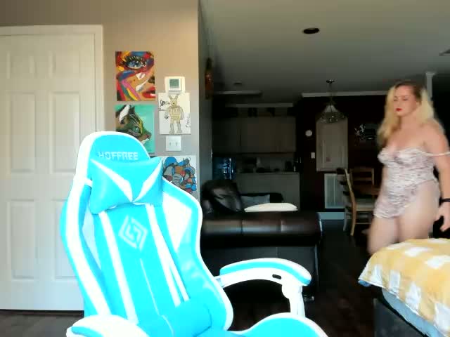 Adellebunny Adult Chat October 6, 2026