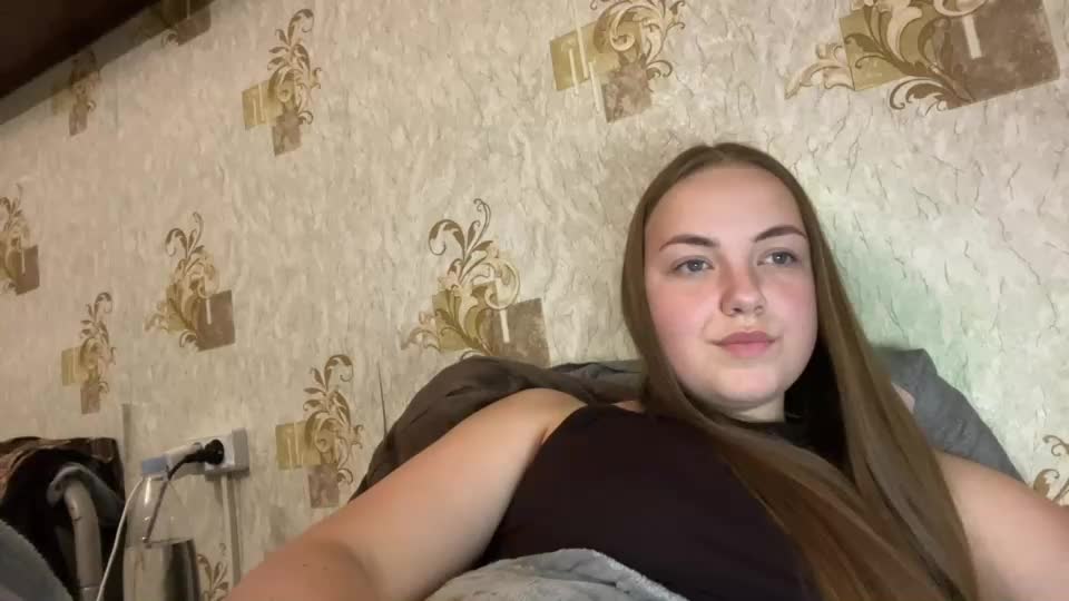 dreamygirl_1 Adult Chat October 6, 2026