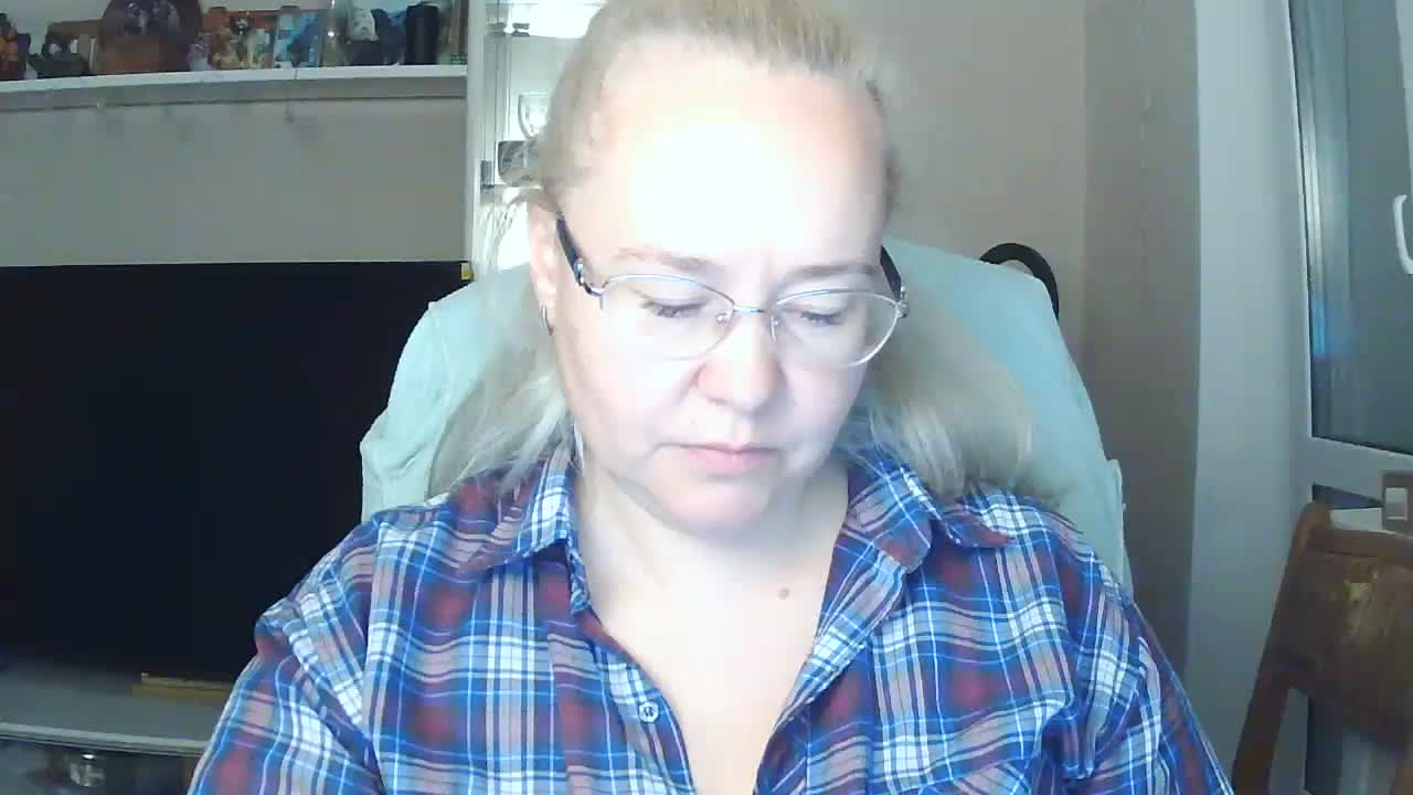 Viola27 Adult Chat October 6, 2026