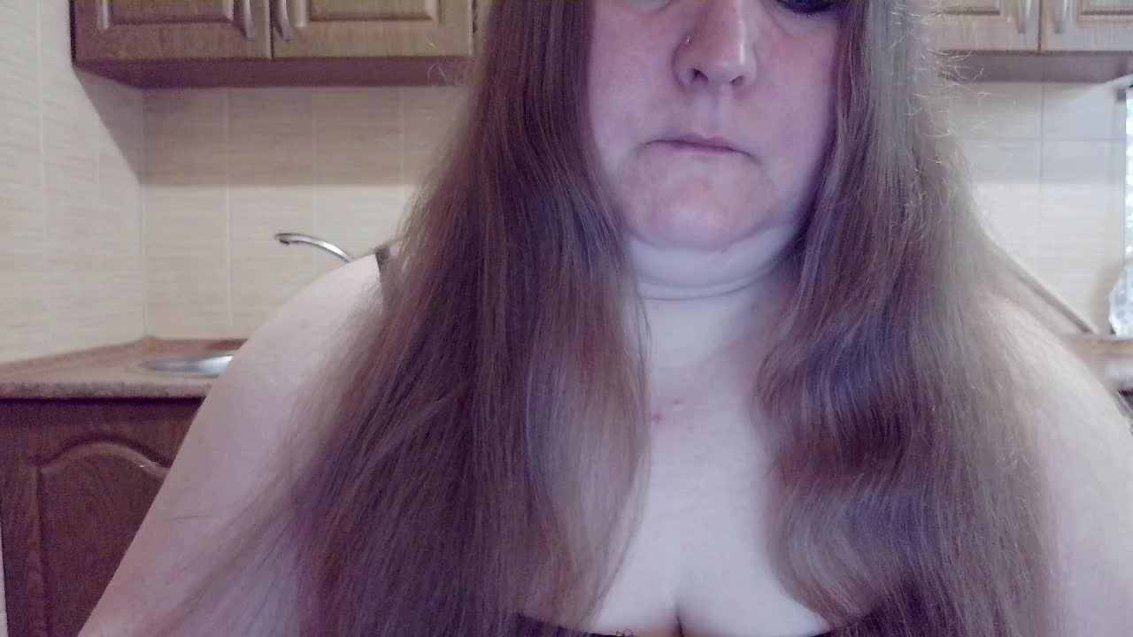 MiraKiss1 Adult Chat October 6, 2026