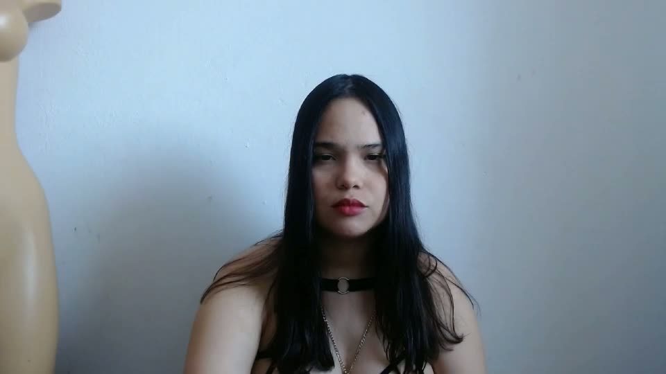 nicolle_jenifer Adult Chat October 6, 2026