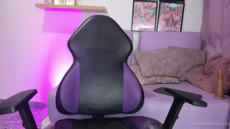 bella_siren Adult Chat October 6, 2026