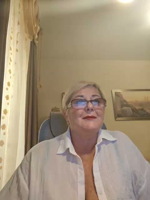 KarinkaSweet Adult Chat October 6, 2026