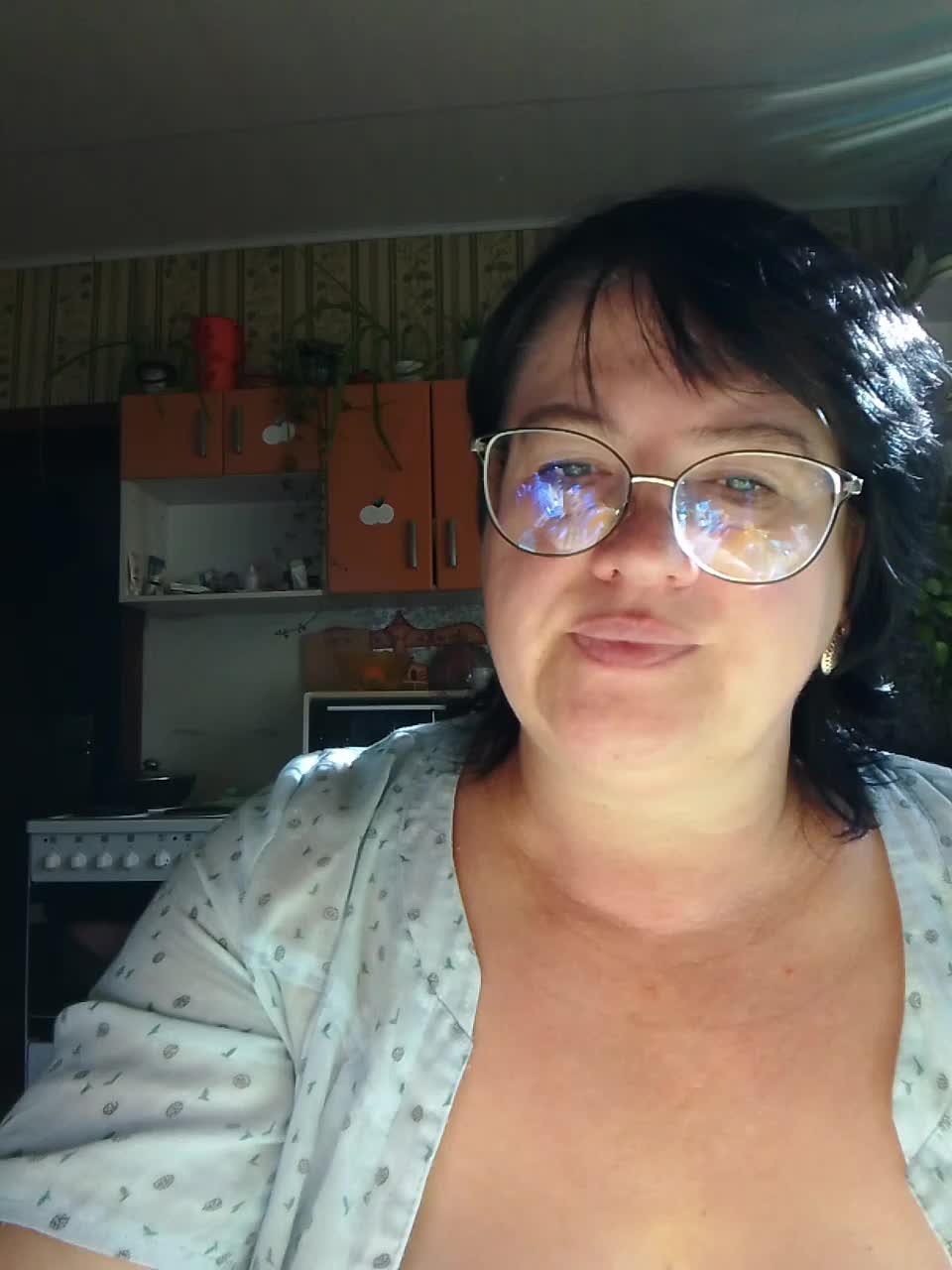 Tanya19722 Adult Chat October 7, 2026