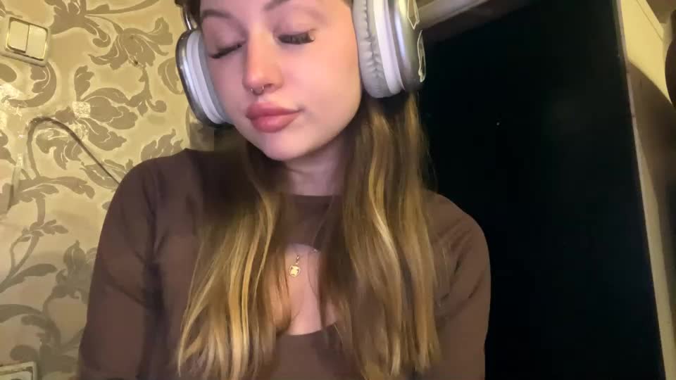 twilatompson Adult Chat October 7, 2026