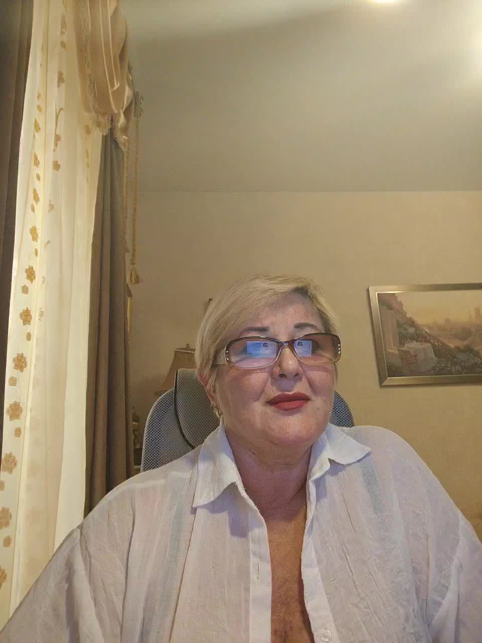 KarinkaSweet Adult Chat October 6, 2026