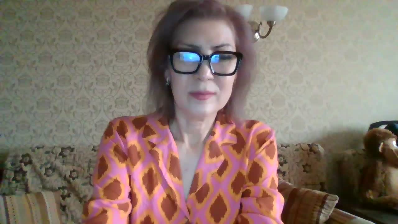 ElegantLady00 Adult Chat October 7, 2026