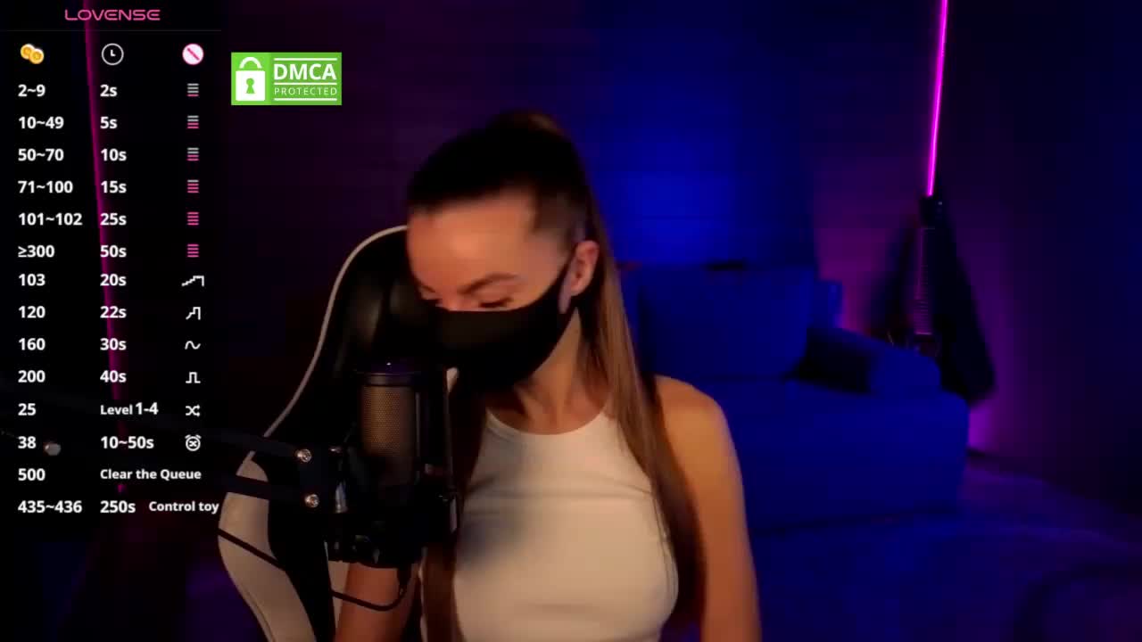 AliceFoXy Adult Chat October 7, 2026