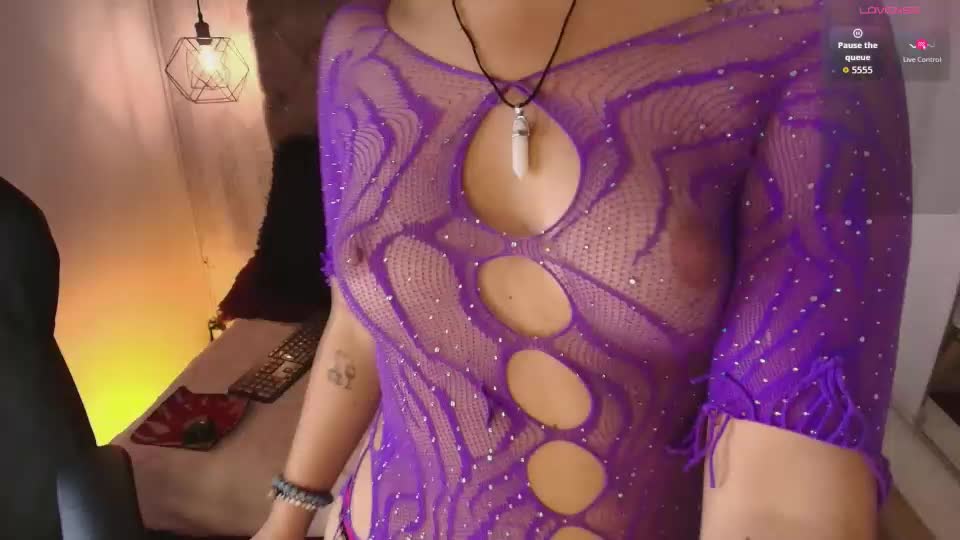 veroniicagold_ Adult Chat October 7, 2026