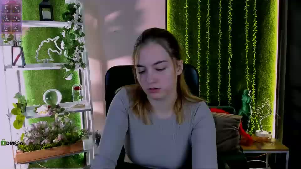 nikola_queen_ Adult Chat October 7, 2026