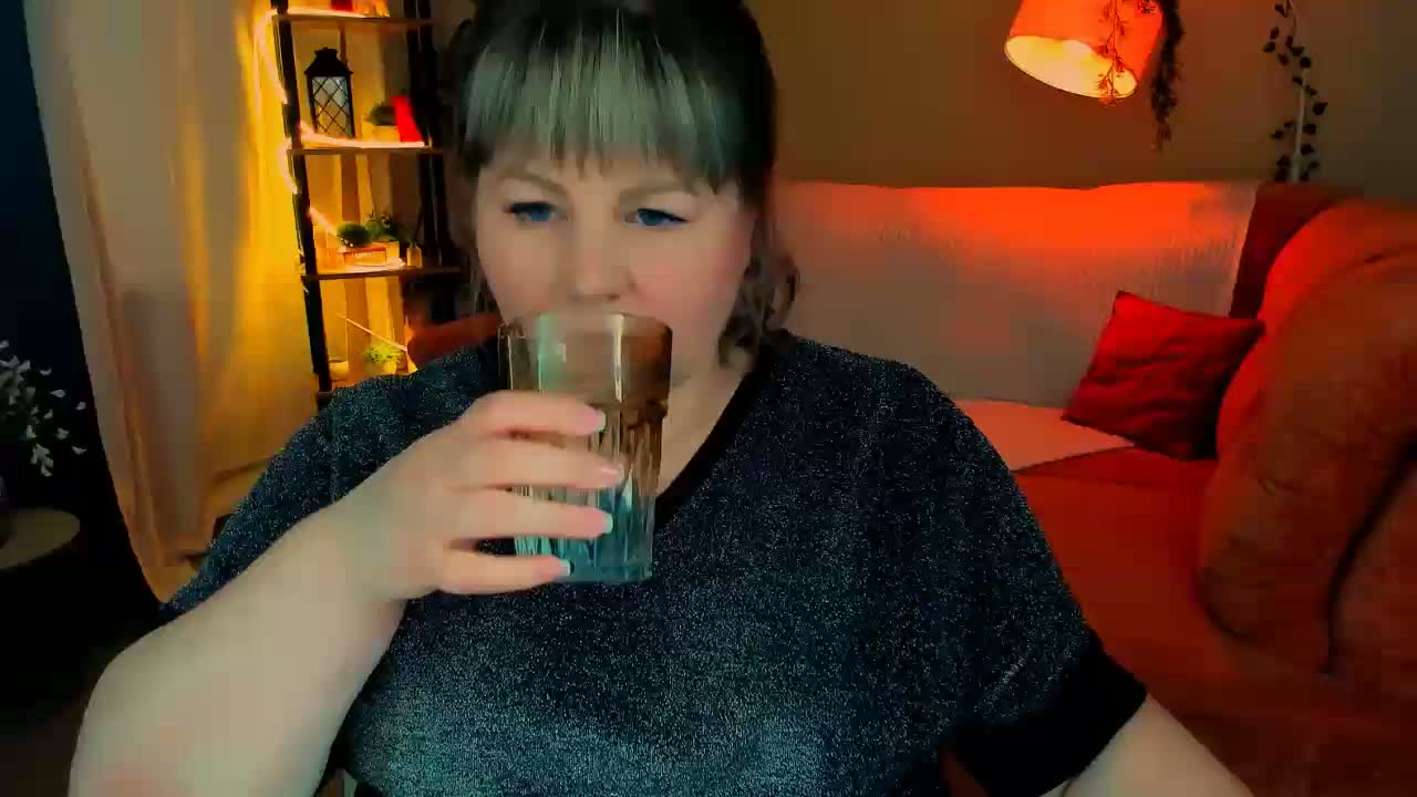 CrystaalStaar Adult Chat October 8, 2026