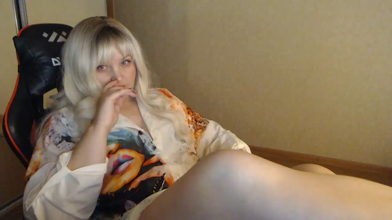 Katya_Weaver Adult Chat October 8, 2026