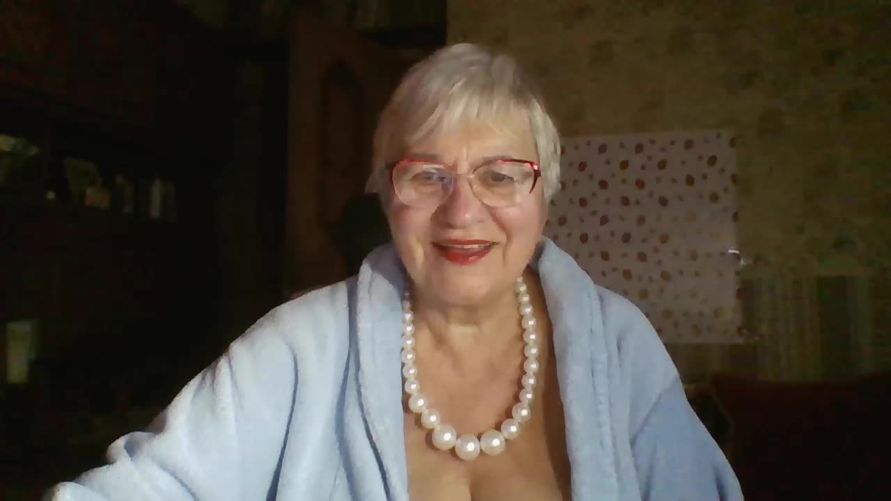 SweetCherry00 Adult Chat October 7, 2026