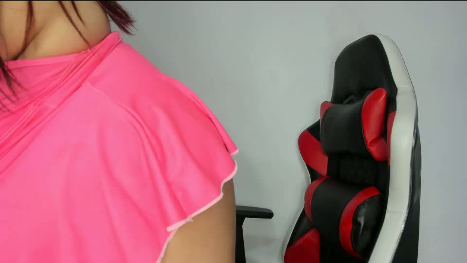 sexy_curvy_69 Adult Chat October 8, 2026