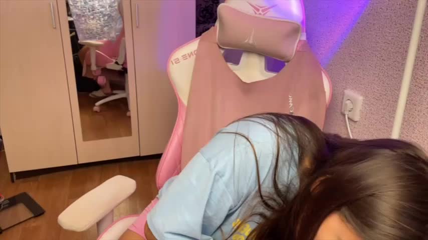 Katrin__kiss Adult Chat October 8, 2026