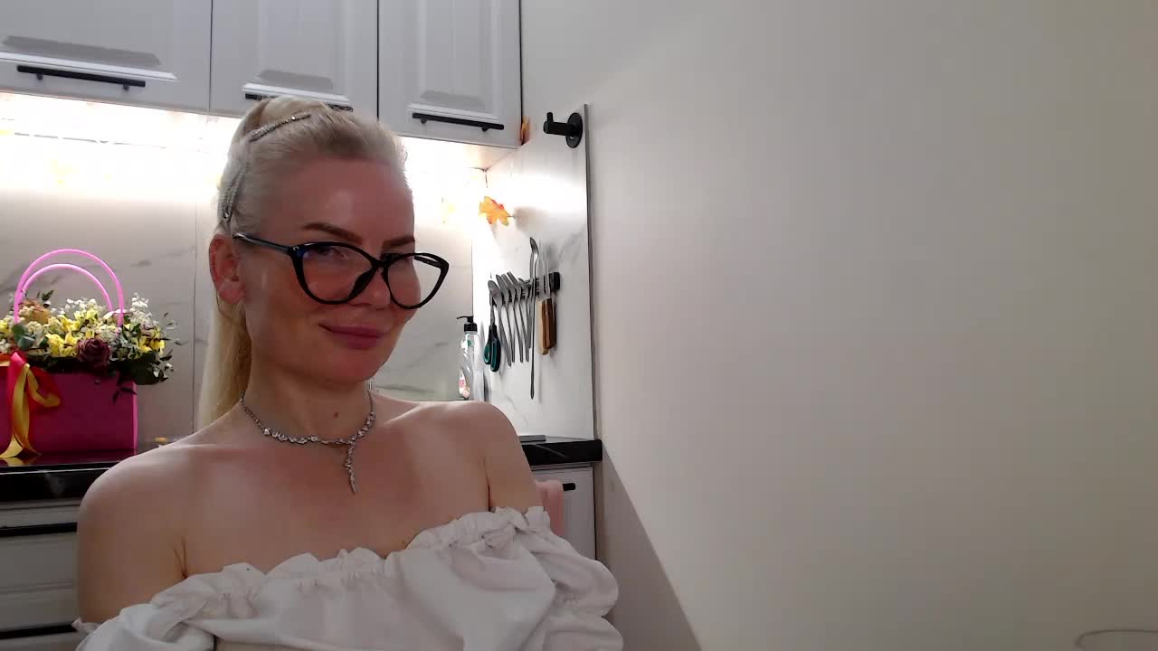 WomenS Adult Chat October 8, 2026