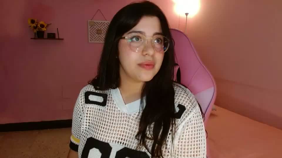 queen_dakota Adult Chat October 8, 2026