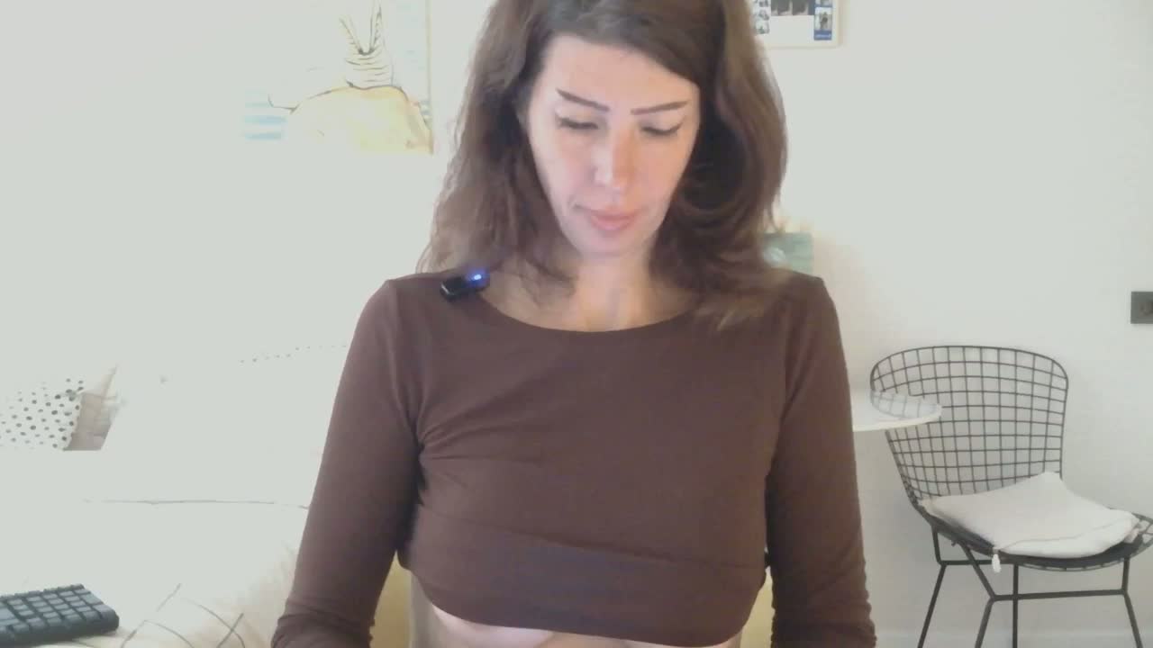 WhiteQueen888 Adult Chat October 8, 2026