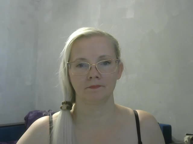 Sweetie454 Adult Chat October 8, 2026