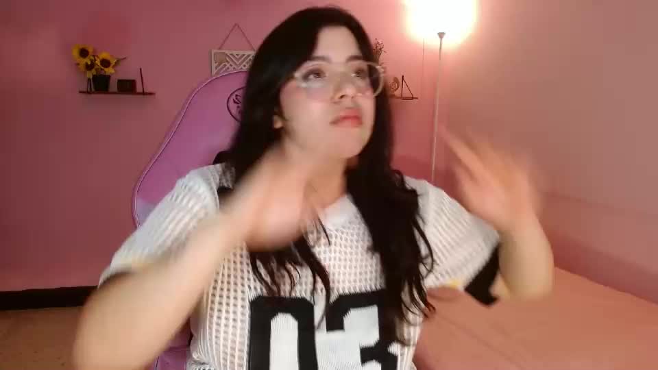 queen_dakota Adult Chat October 8, 2026