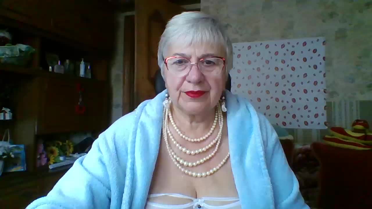 SweetCherry00 Adult Chat October 8, 2026