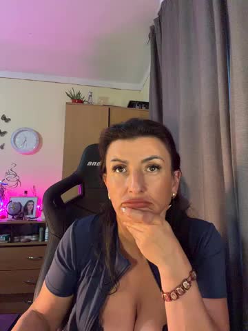 Hotangel75 Adult Chat October 9, 2026
