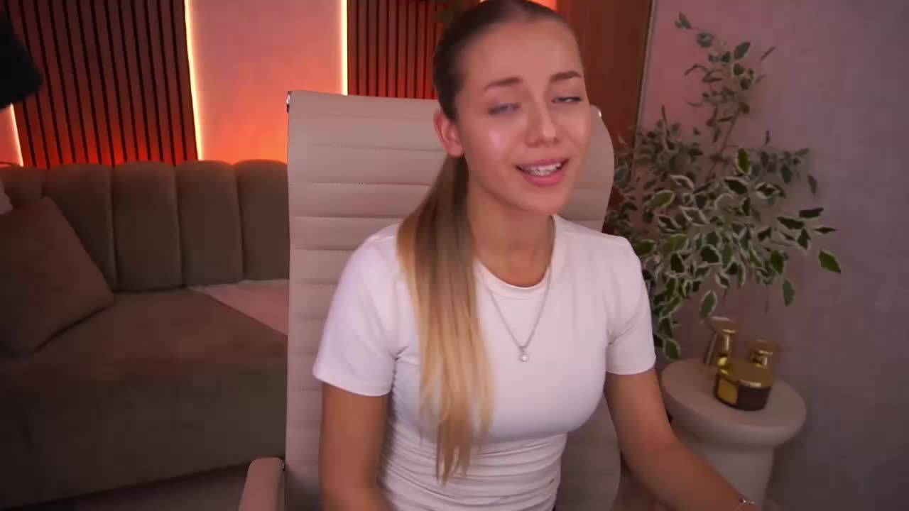 LoveeDove Adult Chat October 9, 2026