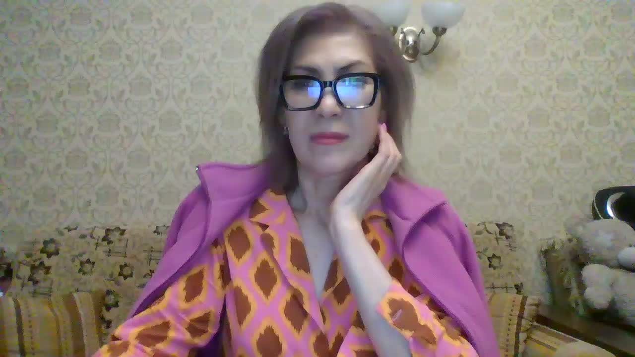 ElegantLady00 Adult Chat October 9, 2026