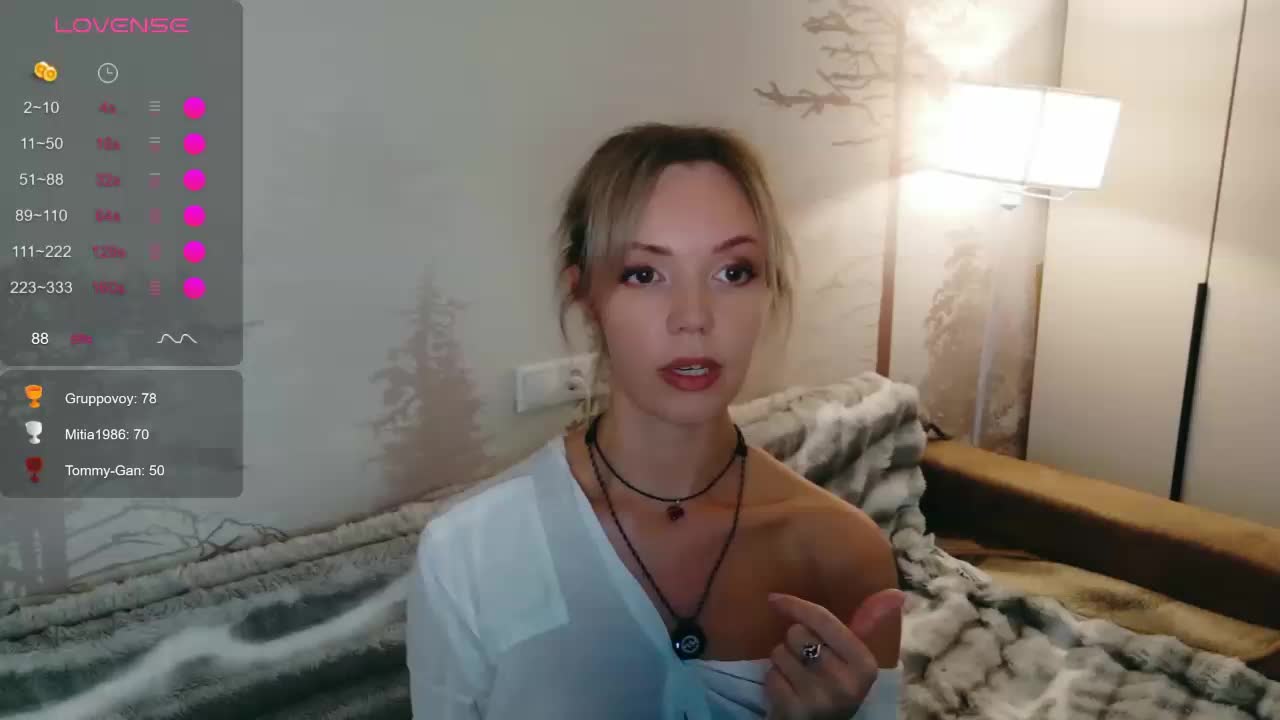 Red_Rose_98 Adult Chat October 9, 2026