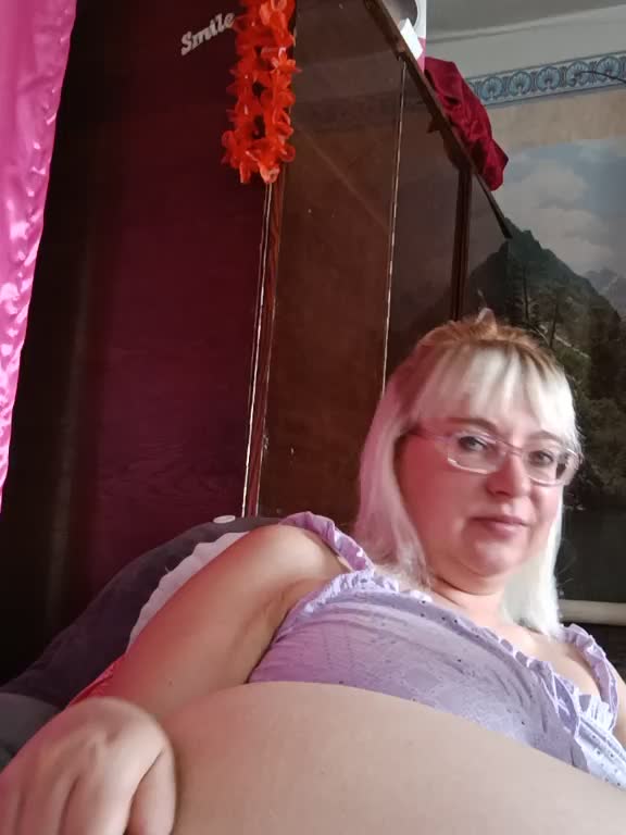 Vika211 Adult Chat October 9, 2026