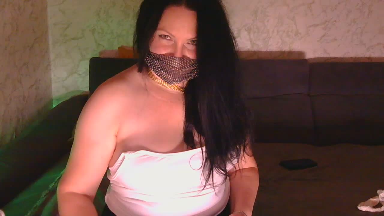 FlorenaXXX Adult Chat October 9, 2026
