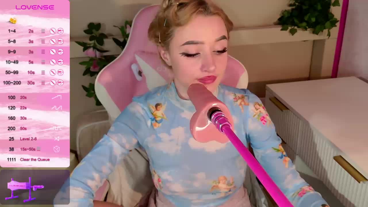 LeonaEviann Adult Chat October 8, 2026