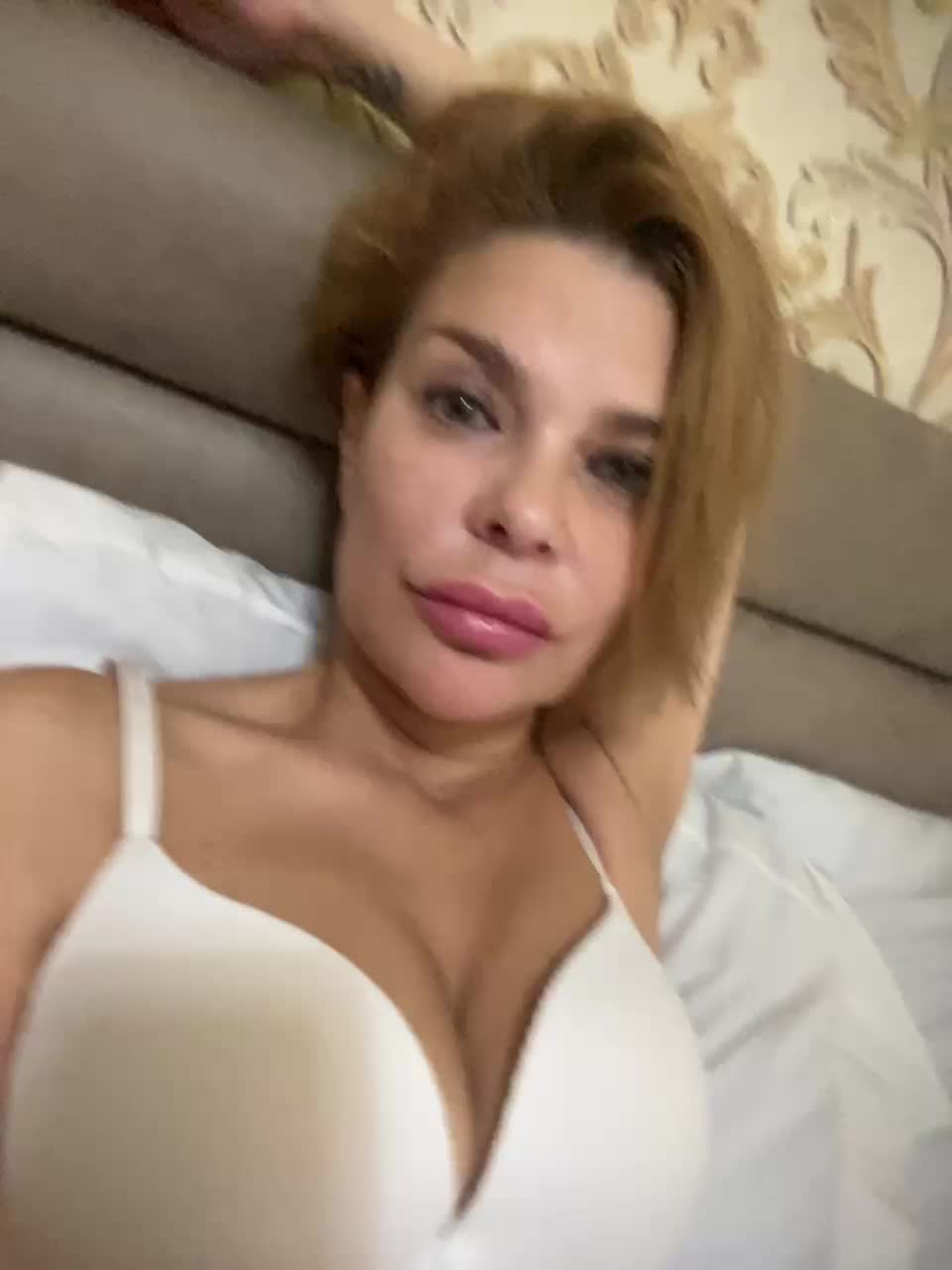 TO4KAGi Adult Chat October 9, 2026